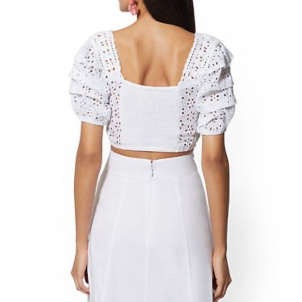 eyelet and crochet crop top from NY&Co - Picture 2 of 6